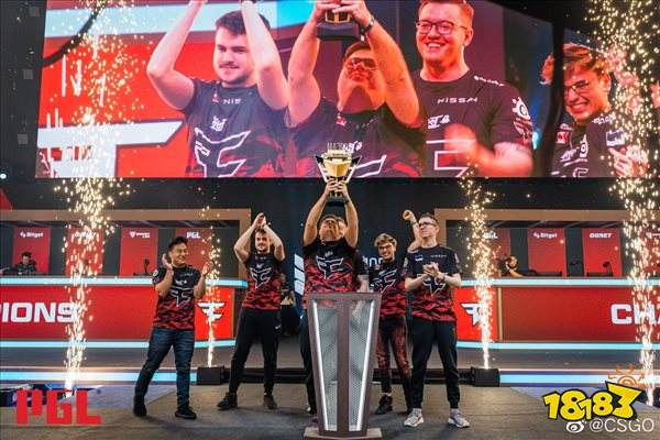 这位年轻的 这位年轻的